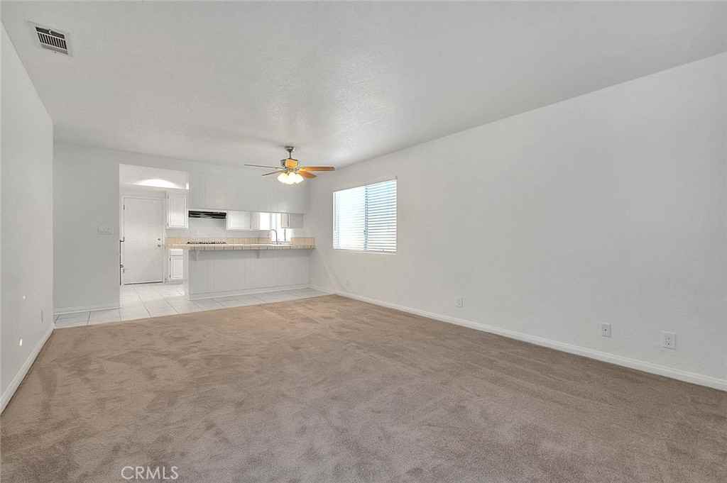 2015 Morgan Ln #2015B - Photo 2 of 19