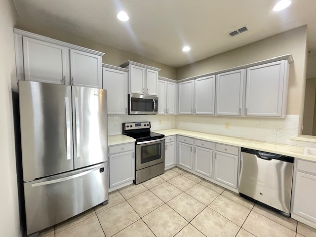 2216 Betsy Ross Ln - Photo 6 of 42