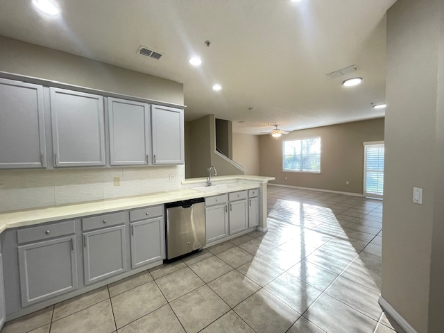 2216 Betsy Ross Ln - Photo 7 of 42