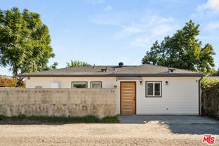 6917 1/2 Hesperia Ave #6917 - Photo 1 of 1