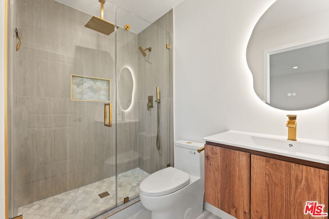 6917 1/2 Hesperia Ave #6917 - Photo 4 of 15