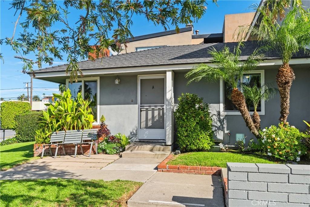 203 Avenida Granada #203A - Photo 3 of 24