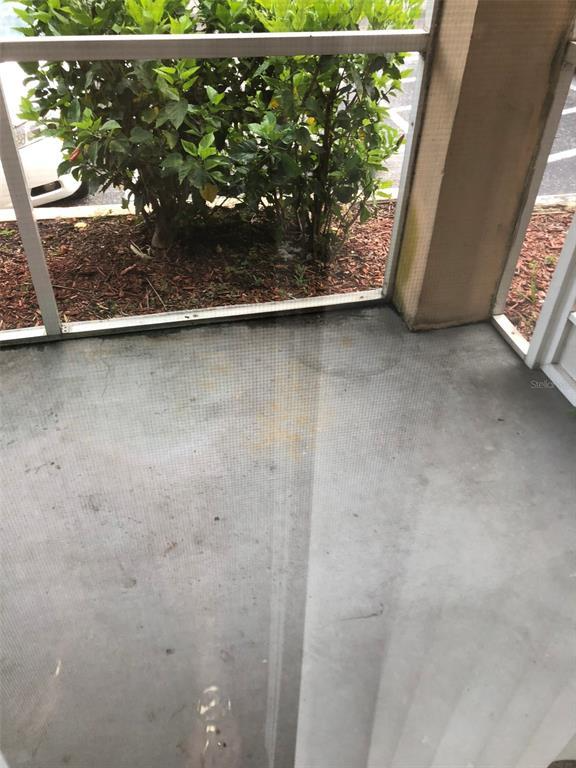 448 Banyon Tree Cir #102 - Photo 2 of 11