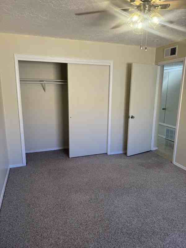 1326 San Pedro Dr Se #D - Photo 6 of 9