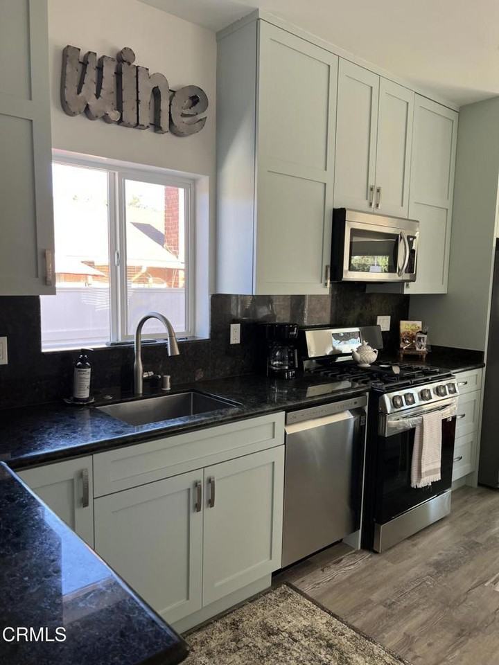 2875 Calle Quebracho #2875B - Photo 4 of 12