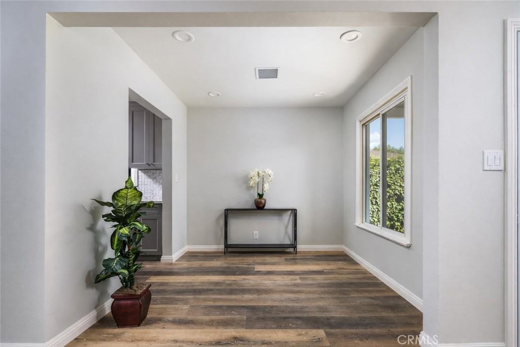 6441 Amigo Ave #6441 - Photo 7 of 13