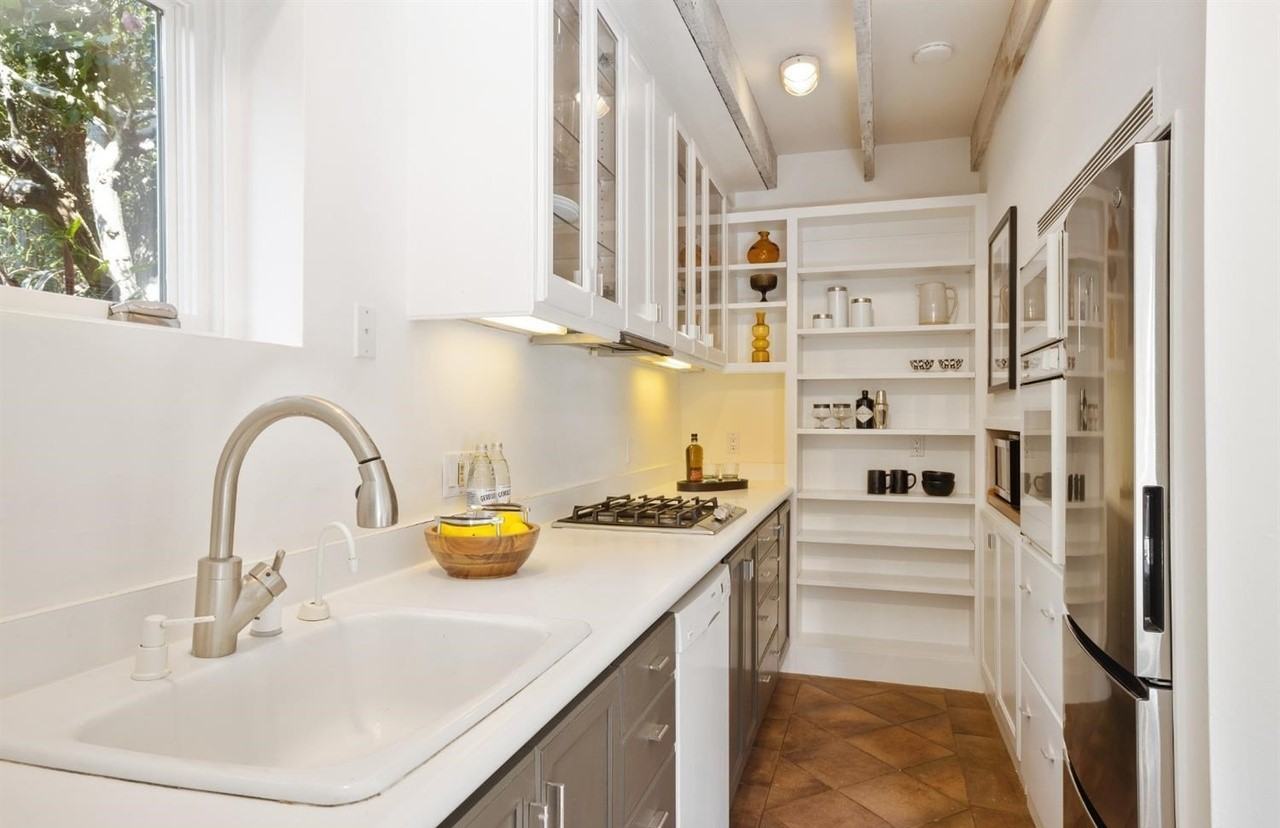 2548 Pine St - Photo 7 of 14