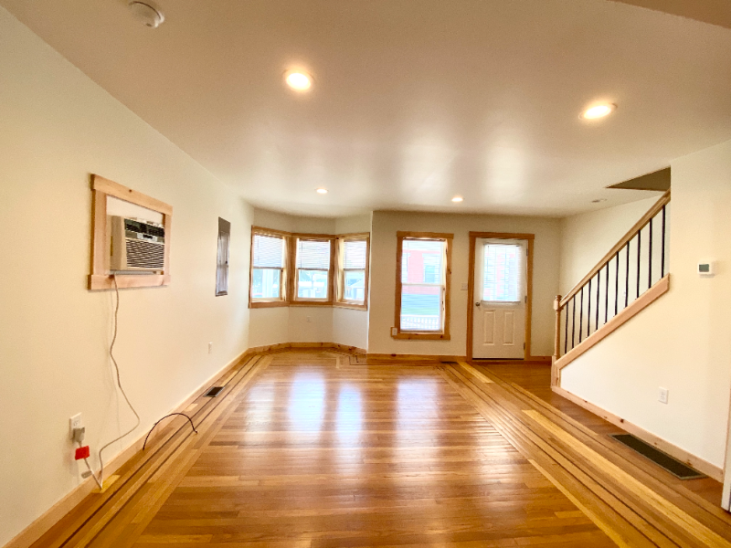 1014 Vine St #1014 - Photo 7 of 10