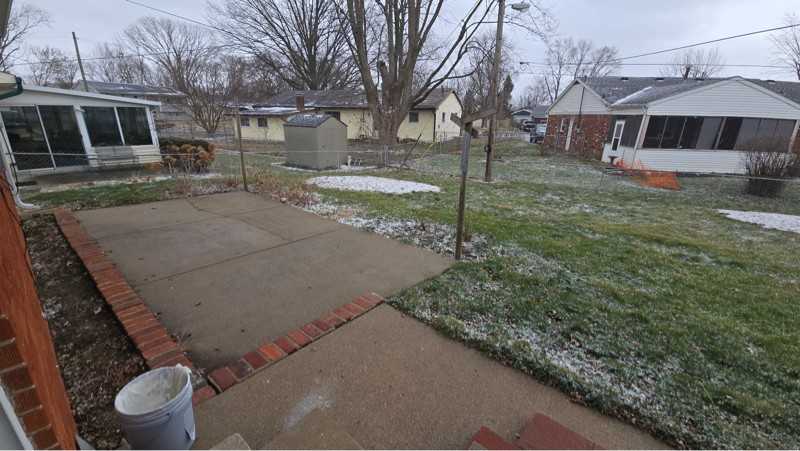 432 Hickory Ln - Photo 2 of 16