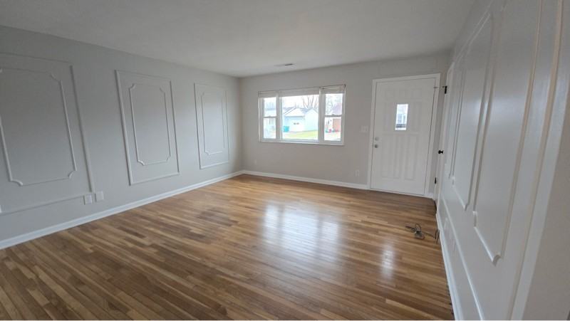 432 Hickory Ln - Photo 7 of 16