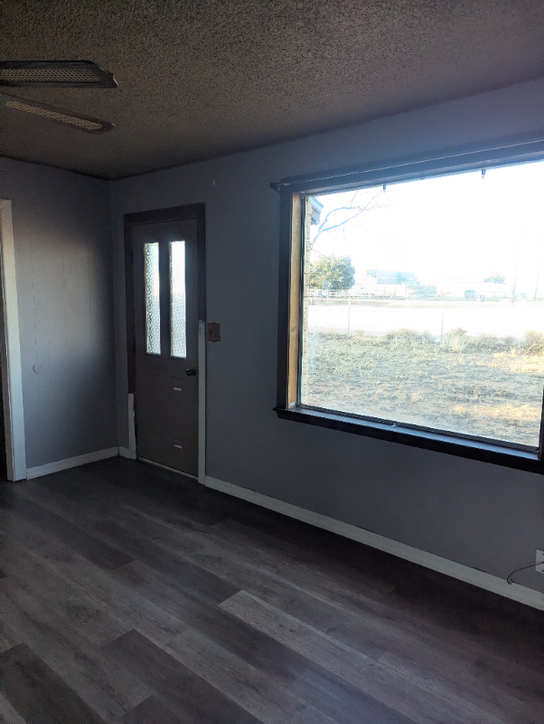 503 W Birch St - Photo 7 of 11