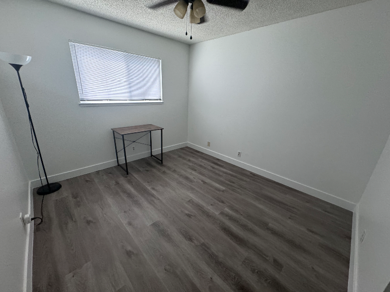 266 N Rock River Dr - Photo 2 of 7