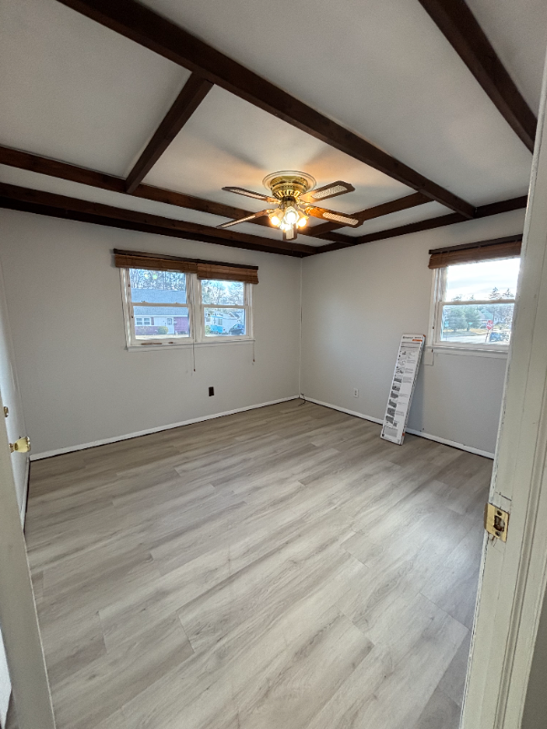 2030 Eastman Ave - Photo 6 of 23