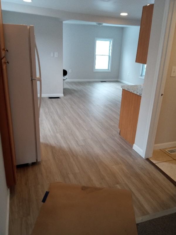 249 E Merrimack St #2ndFL - Photo 3 of 10