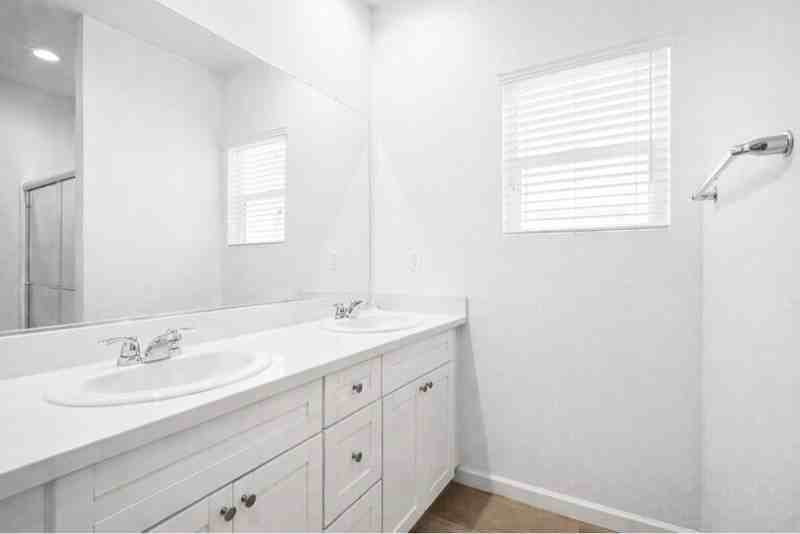 5509 Malibu Palm Ct - Photo 2 of 3