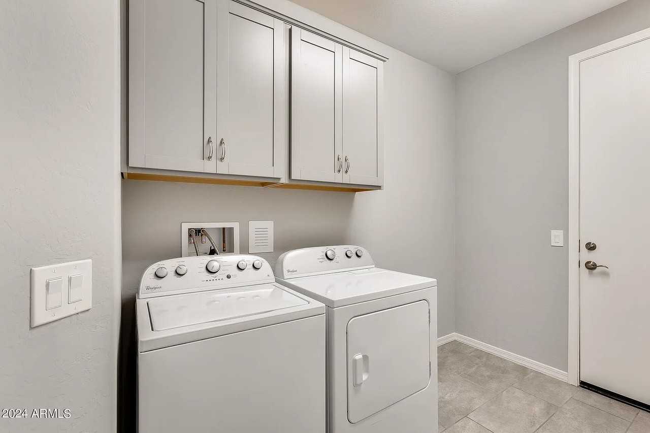 6514 W Side Canyon Trl - Photo 2 of 29