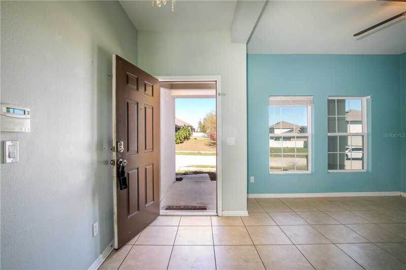 2572 Limerick Cir - Photo 5 of 43