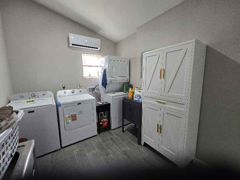 5316 N Knox Ave #C - Photo 2 of 3