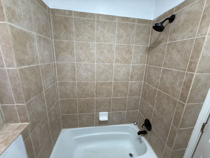 7204 S Cornell Ave #1 - Photo 6 of 9