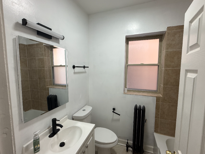 7204 S Cornell Ave #1 - Photo 7 of 9