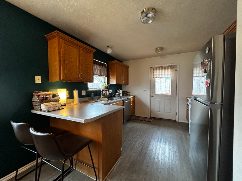 1736 S 10th Ave #1736 - Photo 6 of 17