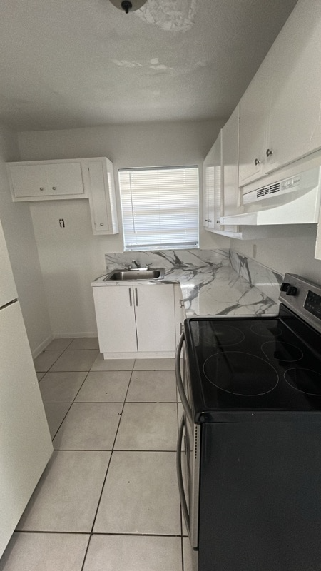 2245 Madison St #208 - Photo 5 of 6