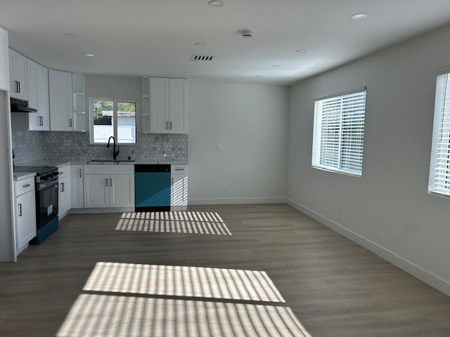 13344 Hubbard St - Photo 4 of 15