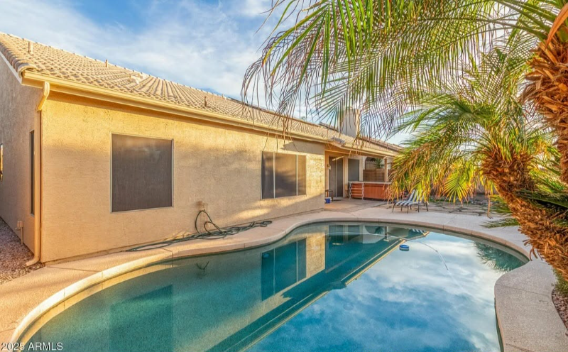 278 E Sagebrush St - Photo 5 of 20