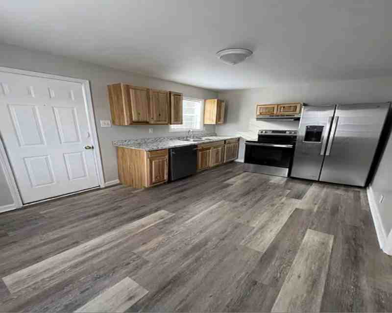 8241 Colquitt St - Photo 2 of 6