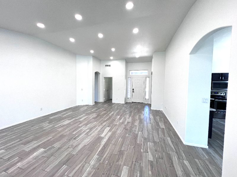 1501 E Princeton Ave - Photo 4 of 20