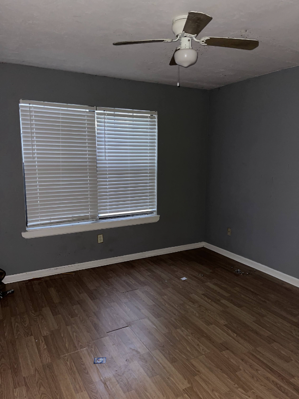 2835 Botany Pl - Photo 3 of 9