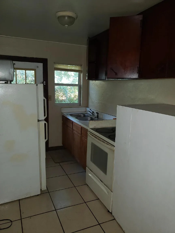 725 Efferson St - Photo 6 of 15