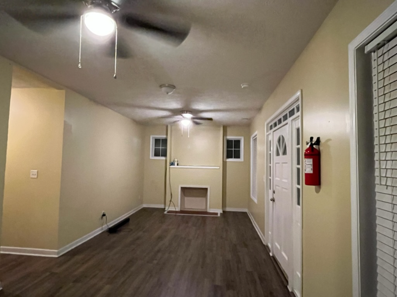 1450 Cypress St - Photo 2 of 16