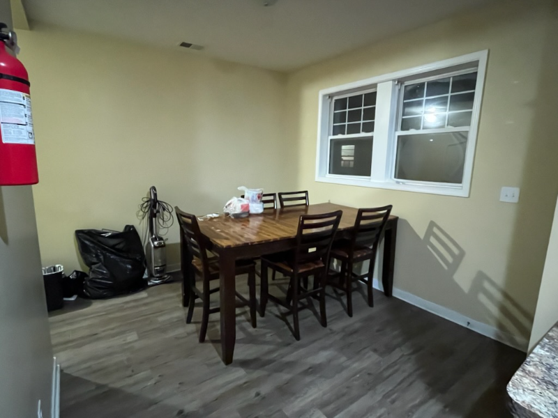 1450 Cypress St - Photo 5 of 16