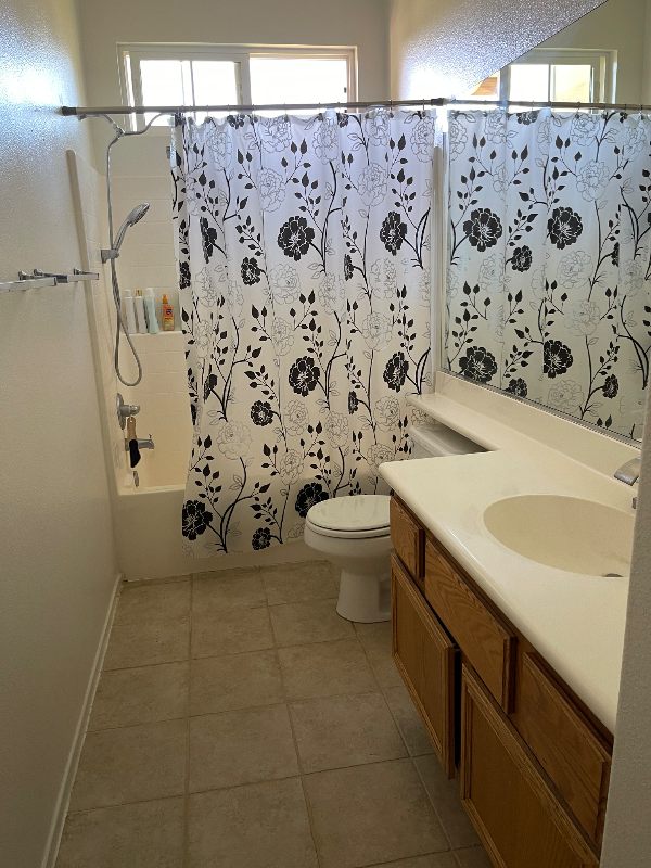 1002 Calderon Ct - Photo 3 of 19