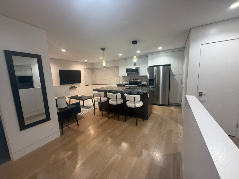 1719 Irving St - Photo 6 of 13