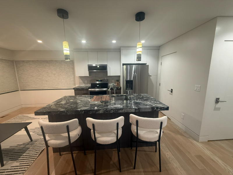 1719 Irving St - Photo 7 of 13