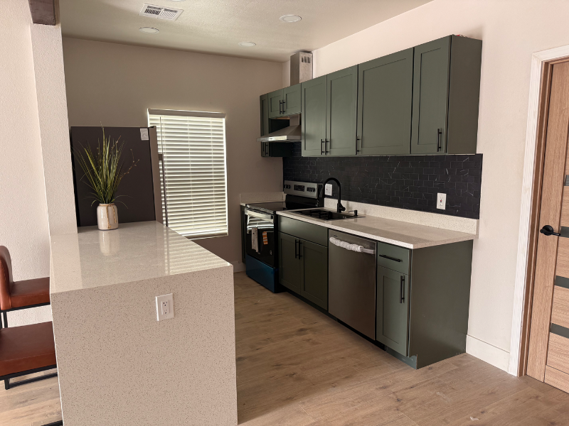 1014 E Mckinley St #1014 - Photo 3 of 12