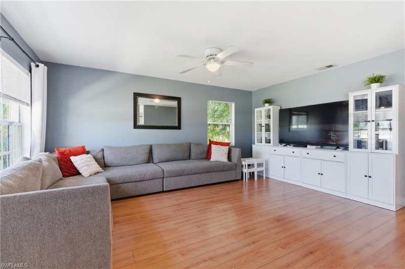 1000 S Alhambra Cir #1 - Photo 4 of 14