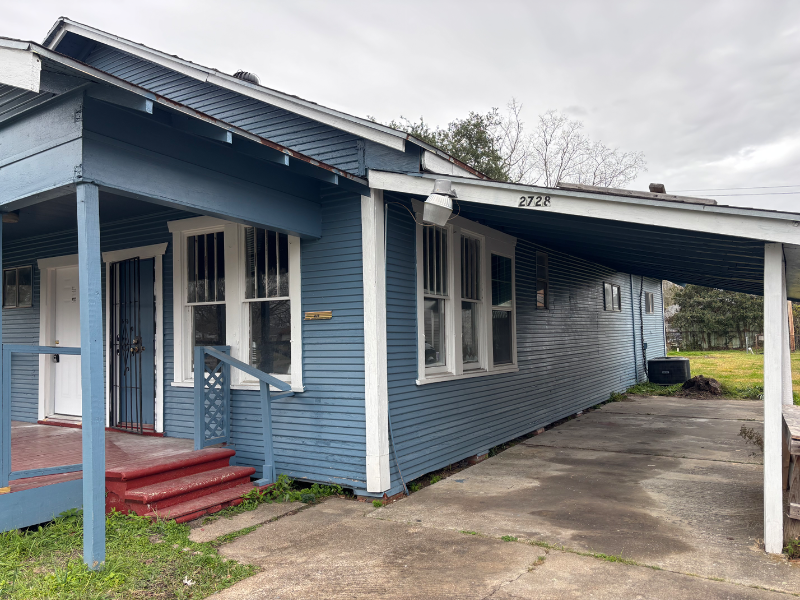 2728 9th St - Photo 2 of 2