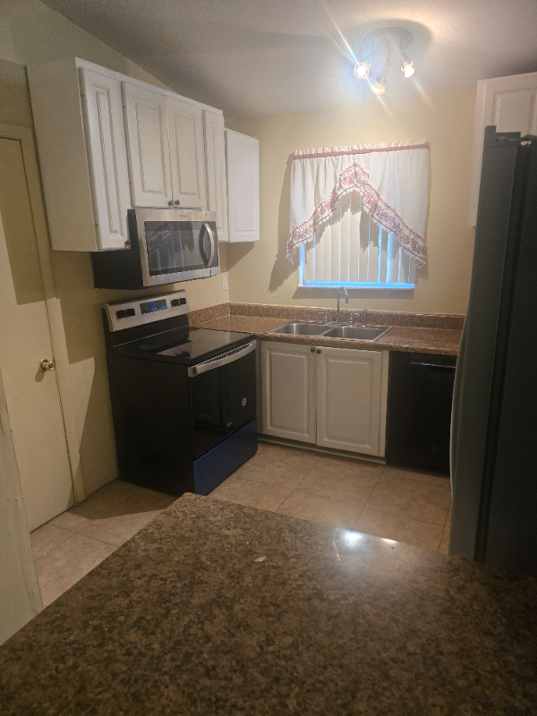 4941 Marbella Rd N - Photo 3 of 5