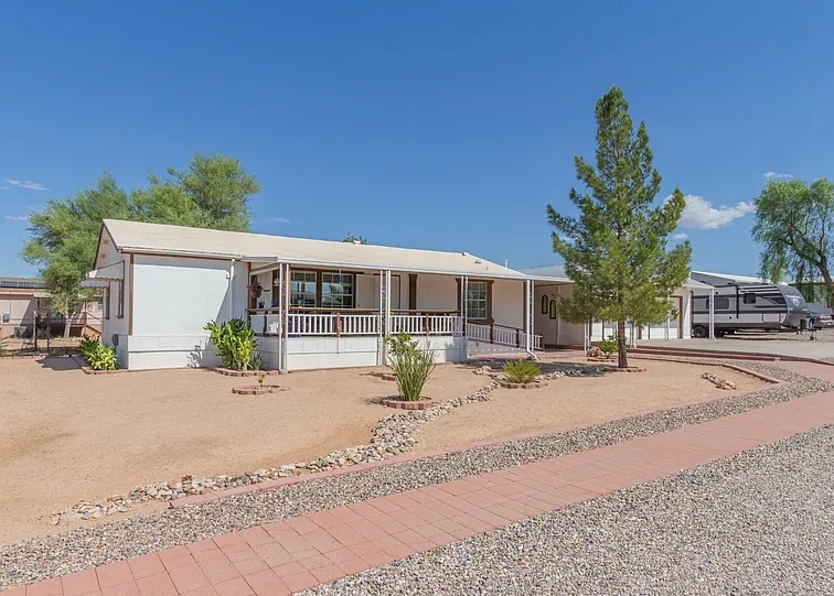 8195 S Vandemoer Ln #2 - Photo 2 of 20