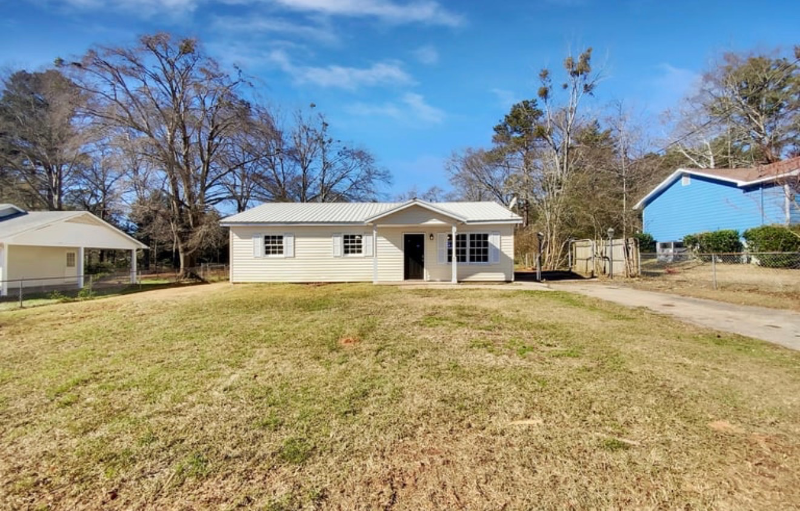 225 Griffin Park Rd #A1 - Photo 2 of 8