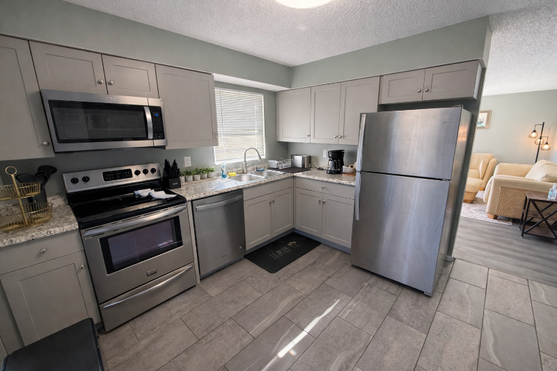 4705 19th St W #4705 - Photo 3 of 10