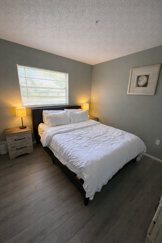 4705 19th St W #4705 - Photo 6 of 10