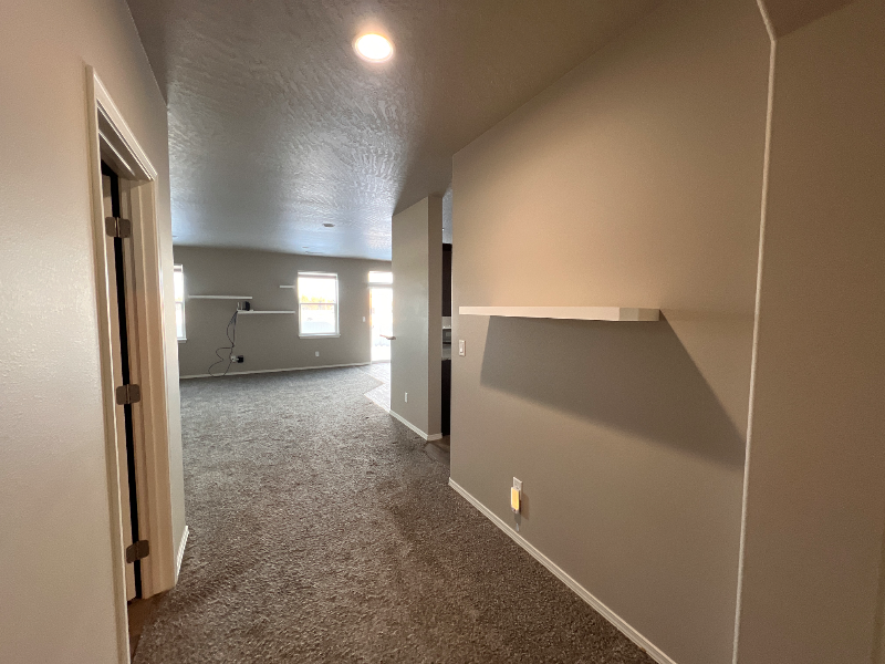 5611 S Zabo Rd - Photo 7 of 18