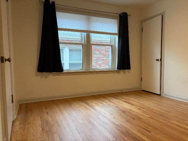 5665 Pernod Ave - Photo 7 of 11