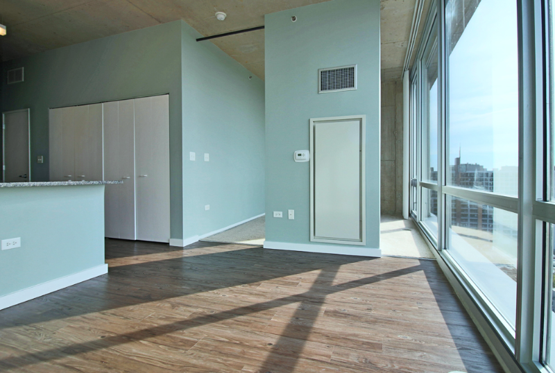 1411 S Wabash Ave - Photo 5 of 16