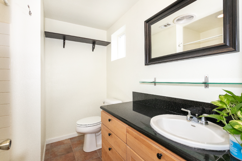 326 N Naomi St - Photo 7 of 11