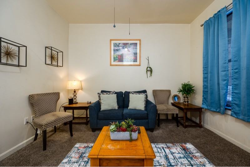 612 W Market St #1stFLFRONT - Photo 2 of 20